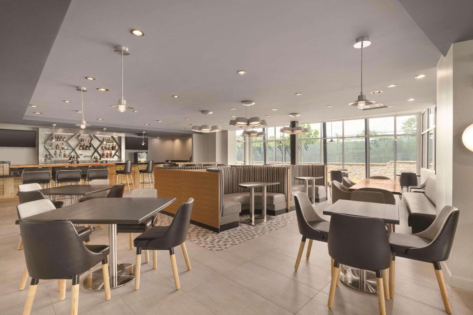 Radisson Hotel Atlanta Airport College Park Eksteriør bilde